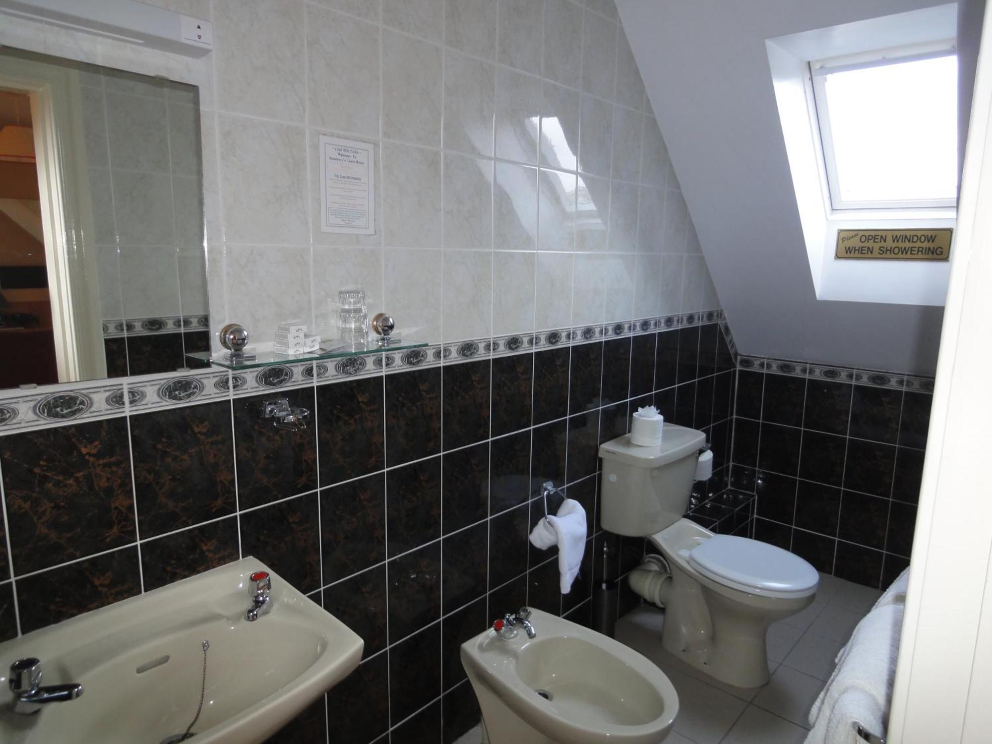 דינגל Bambury'S Guesthouse חדר תמונה